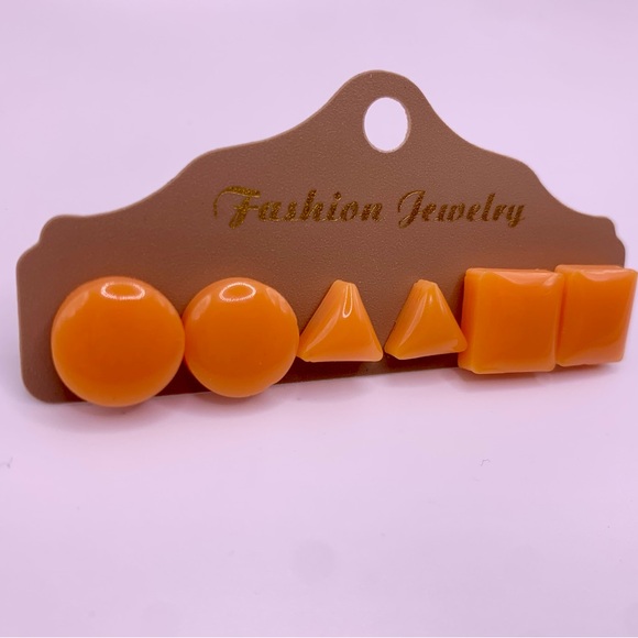 HANDMADE- Orange studs- set of 3 - Picture 1 of 2